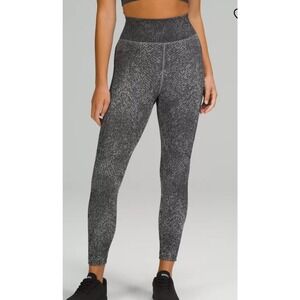 NWOT Lululemon Ebb to Train Super High Rise Tight‎ 25”